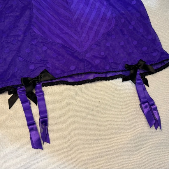 Victorias Secret intimates Nightie. Size 34D. Deep purple color. - Picture 5 of 10